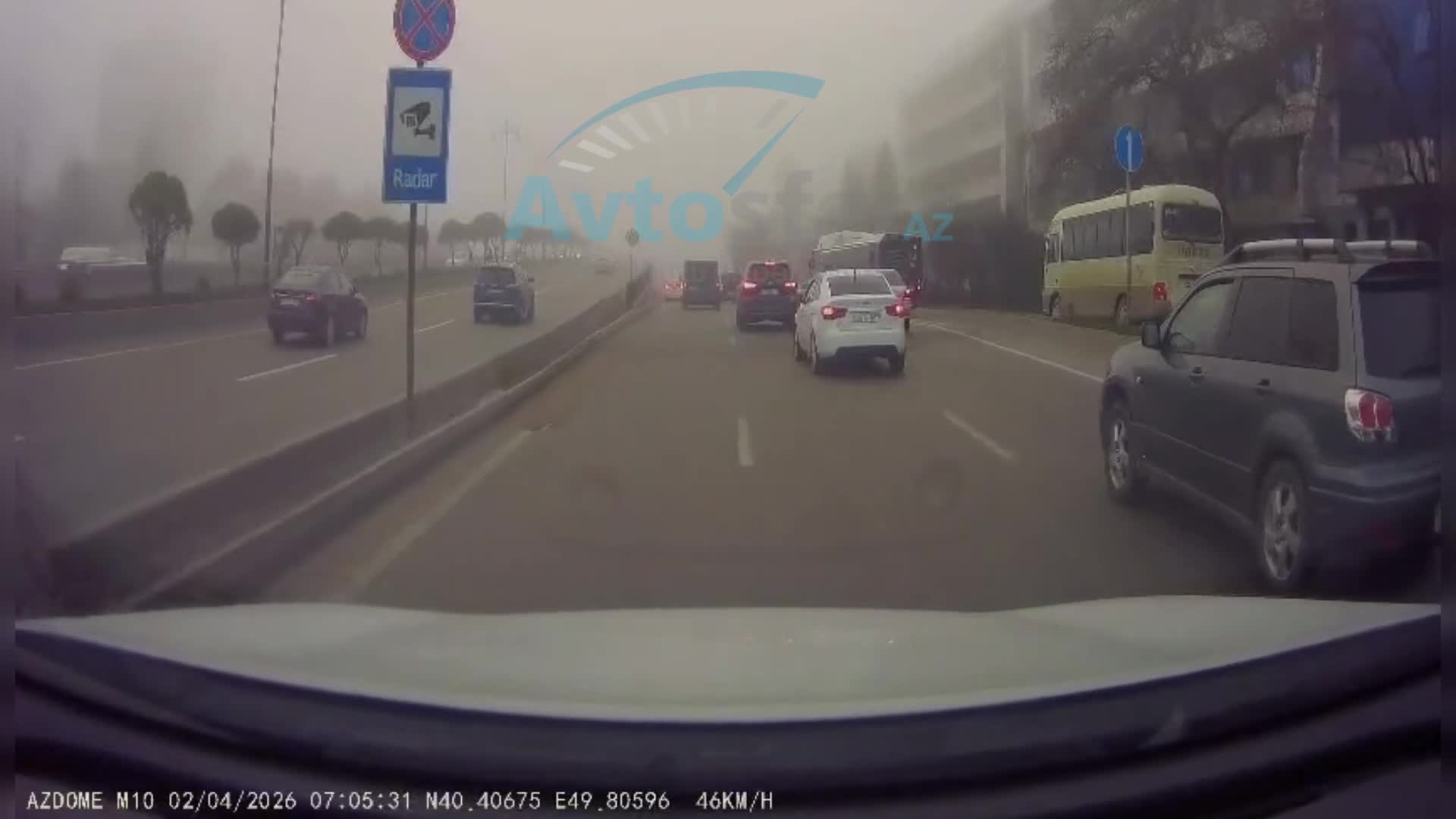 Bakıda avtobus sürücüsü eyni maşınışa təhlükə yaratdı 