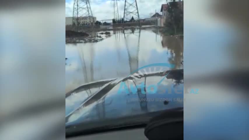 Məmmədli qəsəbəsini su basıb