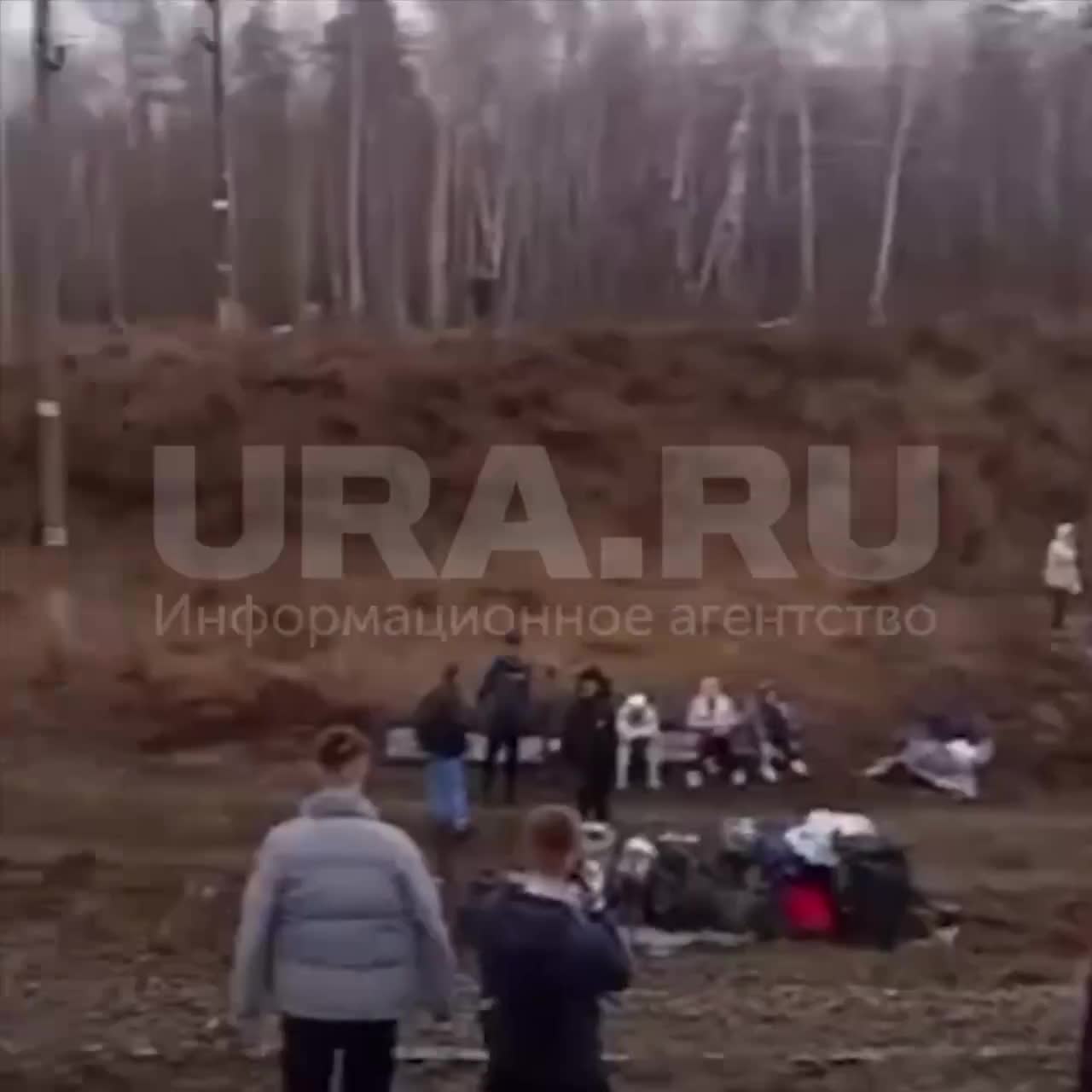 Rusiyada sərnişin qatarı relsdən çıxıb