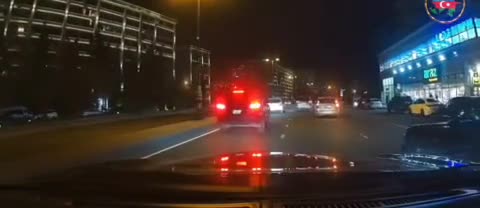 sürücülər arasında gərginlik qəza ilə nəticələndi -