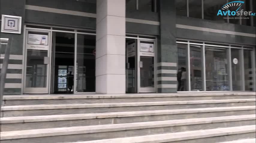 Metro niyə bağlanıb?