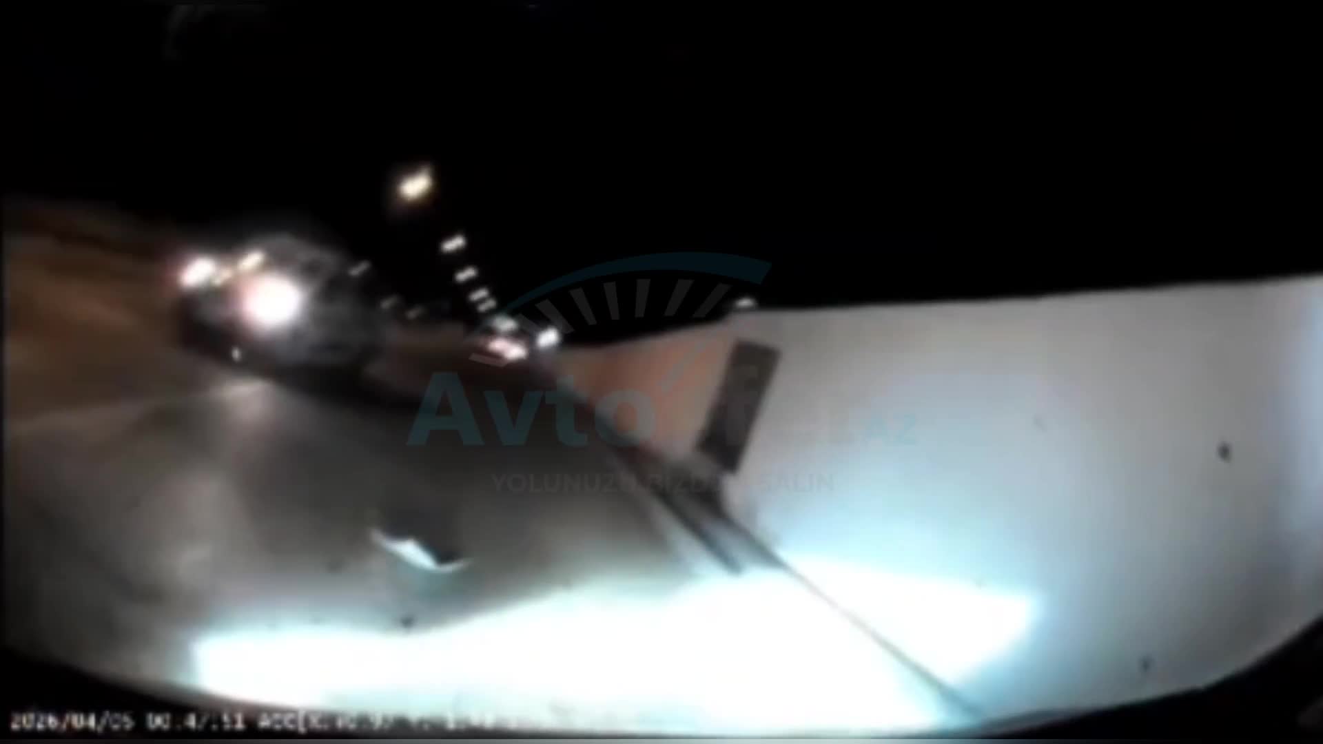 Bakıda nişansız yol təmiri qəza ilə nəticələndi