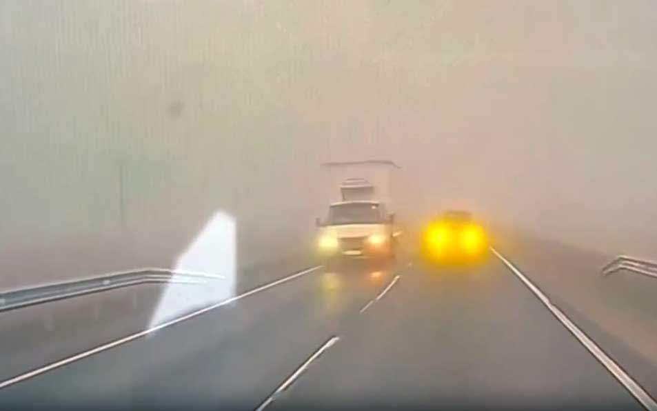 Bir yolda 10 dəqiqə ara ilə iki ağır qəza – 2 ölü, 4 yaralı