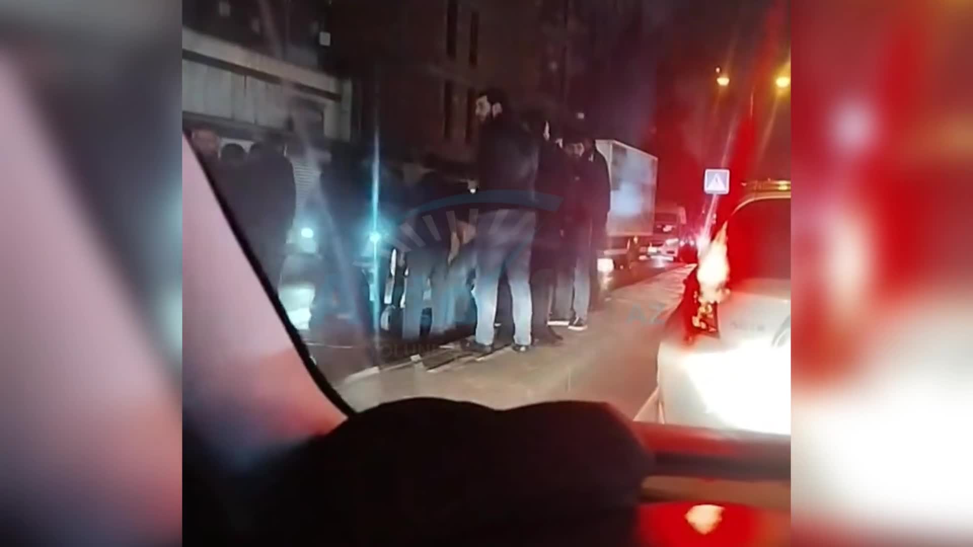 Xırdalanda yolu müəyyən olunmamış yerdən keçən piyada vuruldu