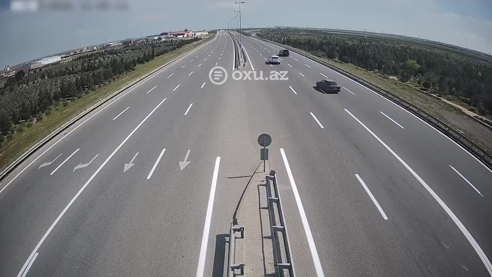 Bakıda ölümlə nəticələnən qəzanın ANBAAN VİDEOSU