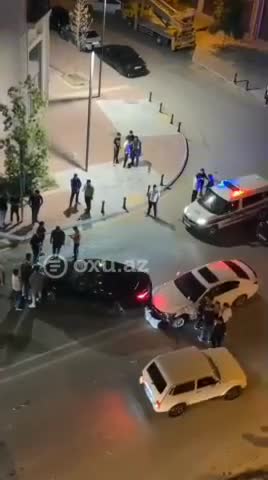 Bakıda iki avtomobil toqquşub