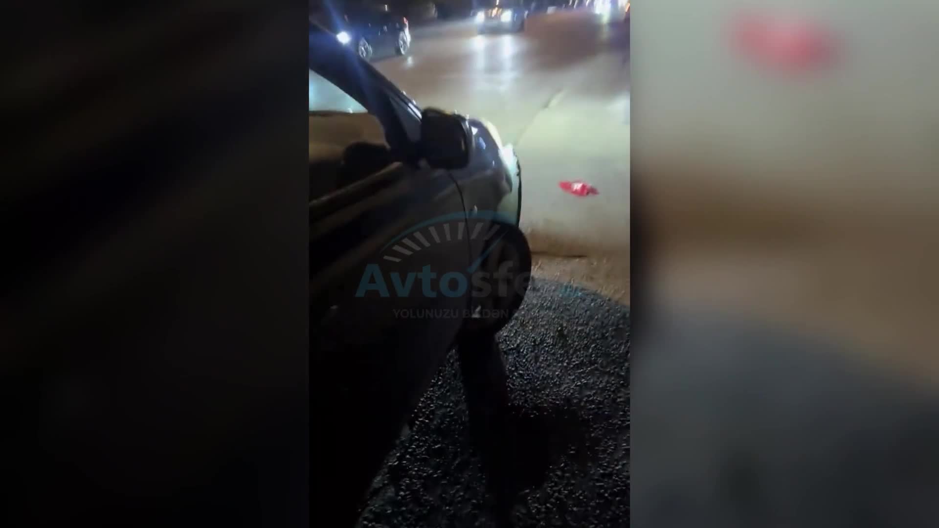 Yolda yaranmış dərin çuxur sürücüyə maddi ziyan vurdu