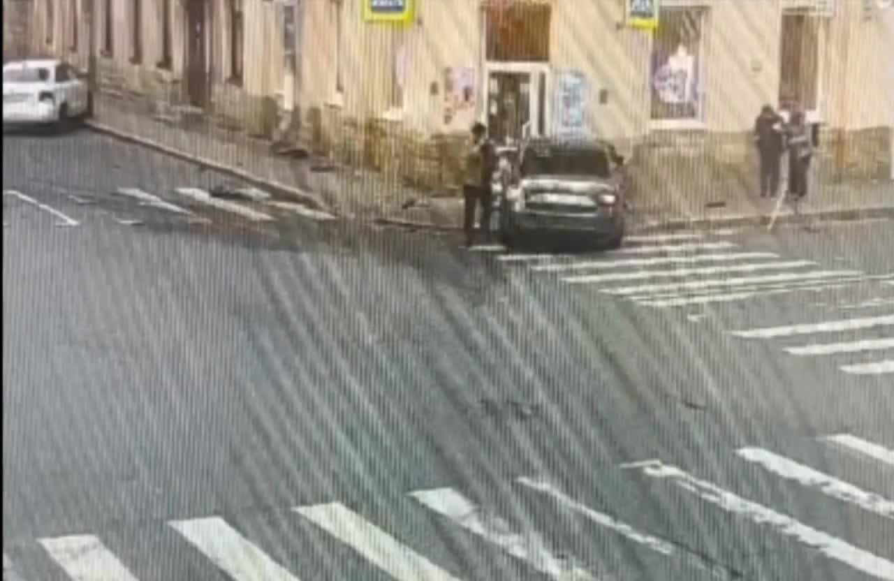 "Skoda" və "Volkswagen" toqquşdu