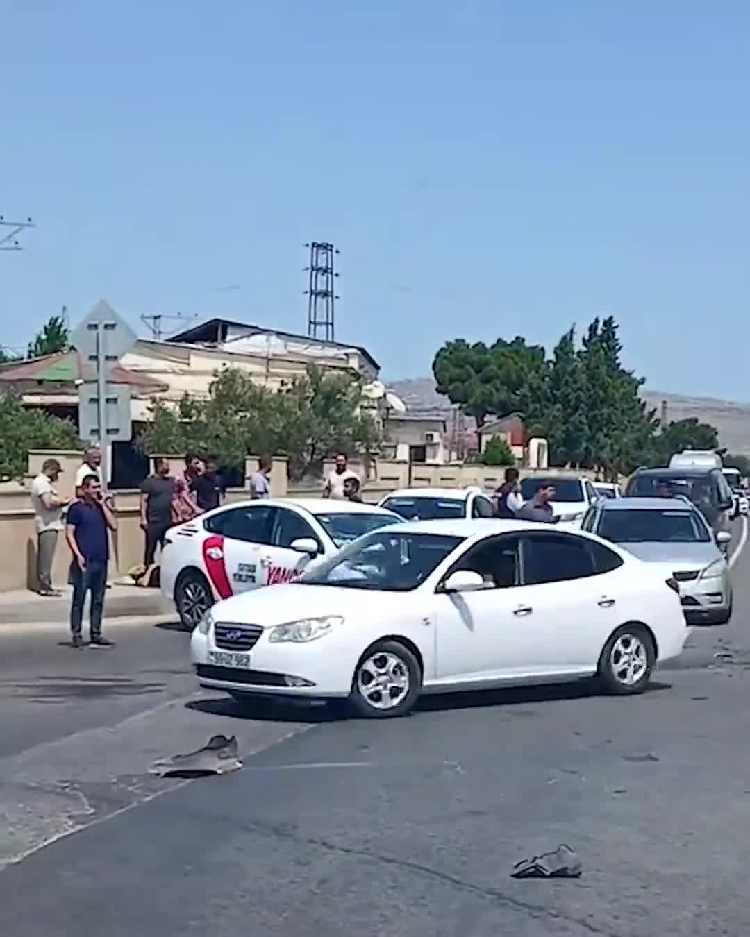 Lökbatanda taksi sərnişin avtobusu 