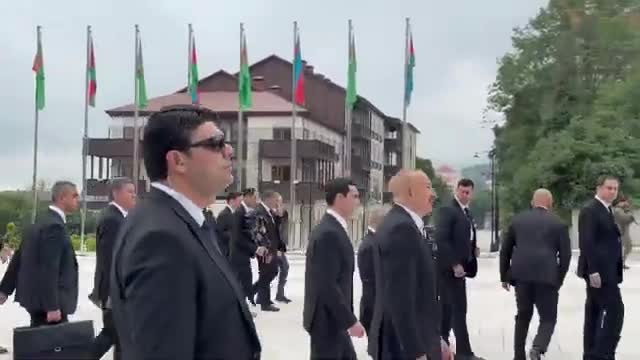 Prezidentlərin Şuşada gəzintisindən 