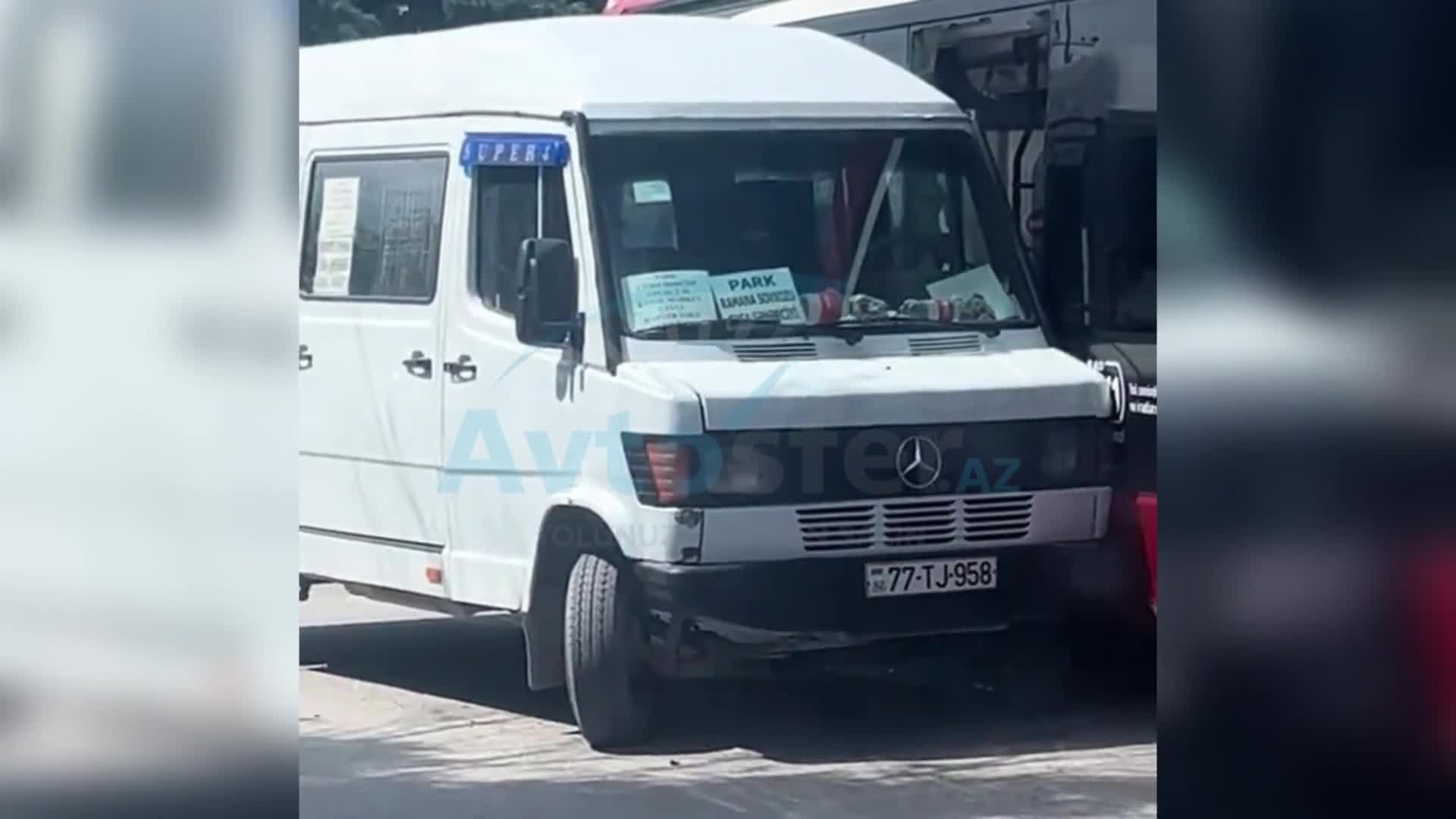 Ramanada sərnişin avtobusları toqquşdu 