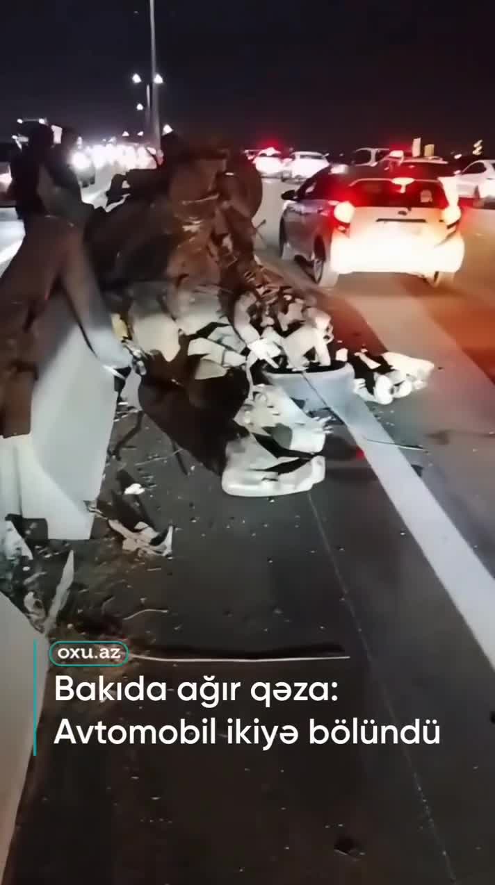 Avtomobil iki hissəyə bölündü