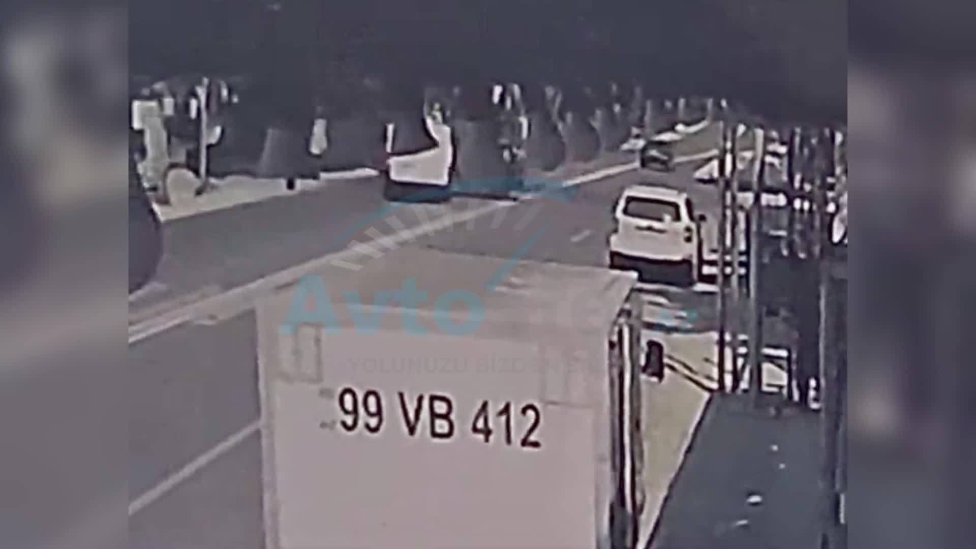Maştağada “Jeep” və yük maşını toqquşdu