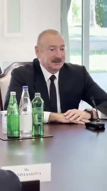 Prezidentlər bir-birinə bunları hədiyyə etdi