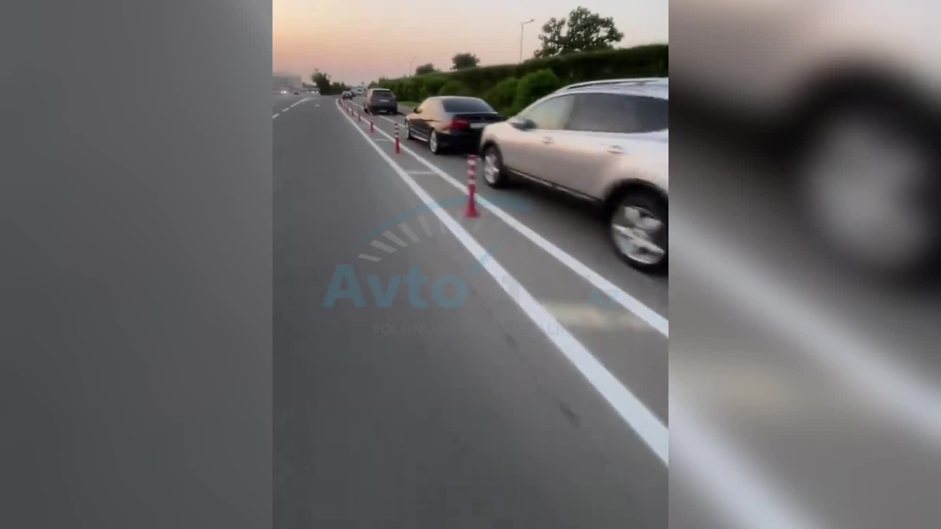 Zağulba yolunda velosiped zolağını parkinqə çevirdilər 