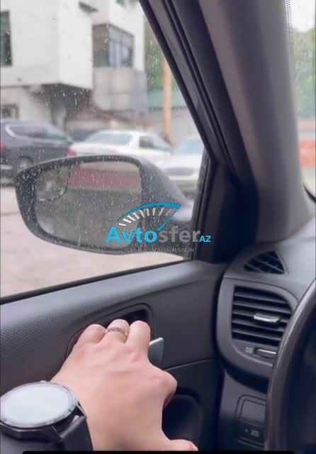 Maşının qapısının açılmasına görə baş verən qəza